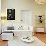Apartament Kulturdenkmal Am Gutenbergplatz! *