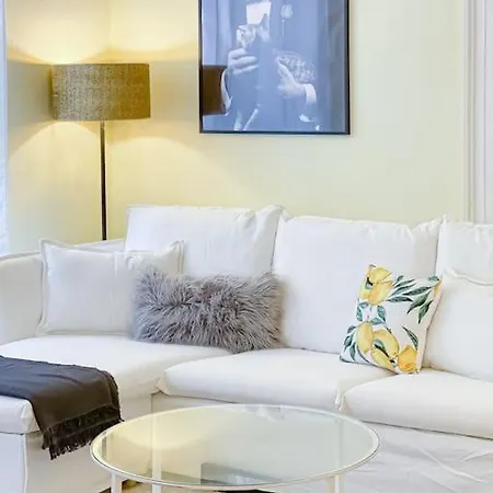 Apartamento Kulturdenkmal Am Gutenbergplatz! *