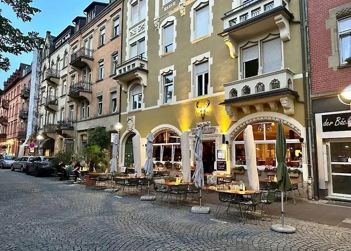 Kulturdenkmal Am Gutenbergplatz! Lejlighed